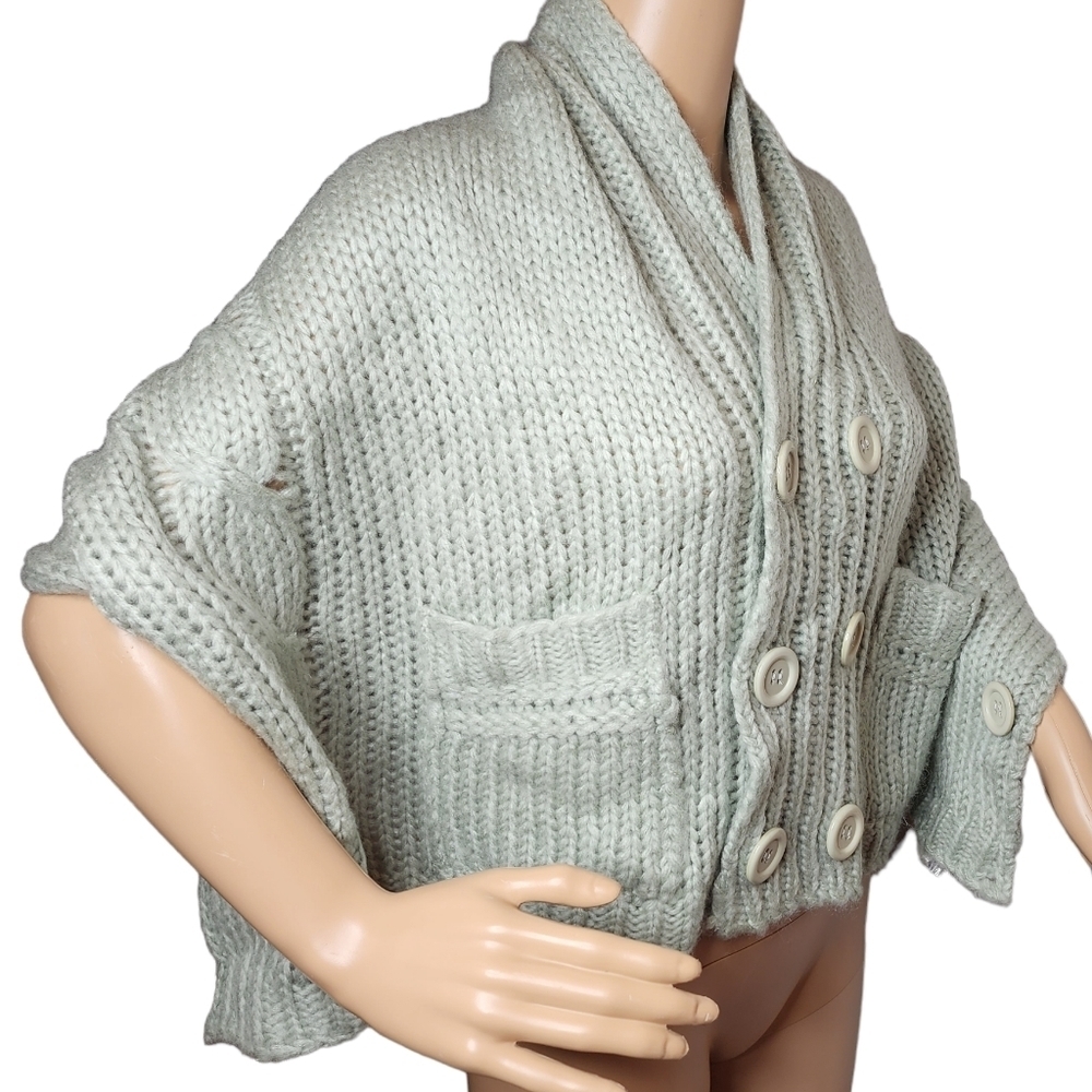 NWT Josephine‎ Italy Wool Blend Green Knit Cape Poncho With Pockets One Size?